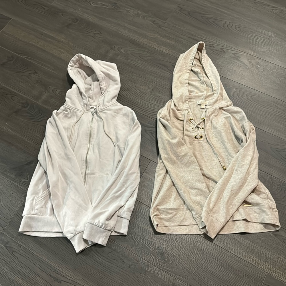 Cream/Beige Hoodies